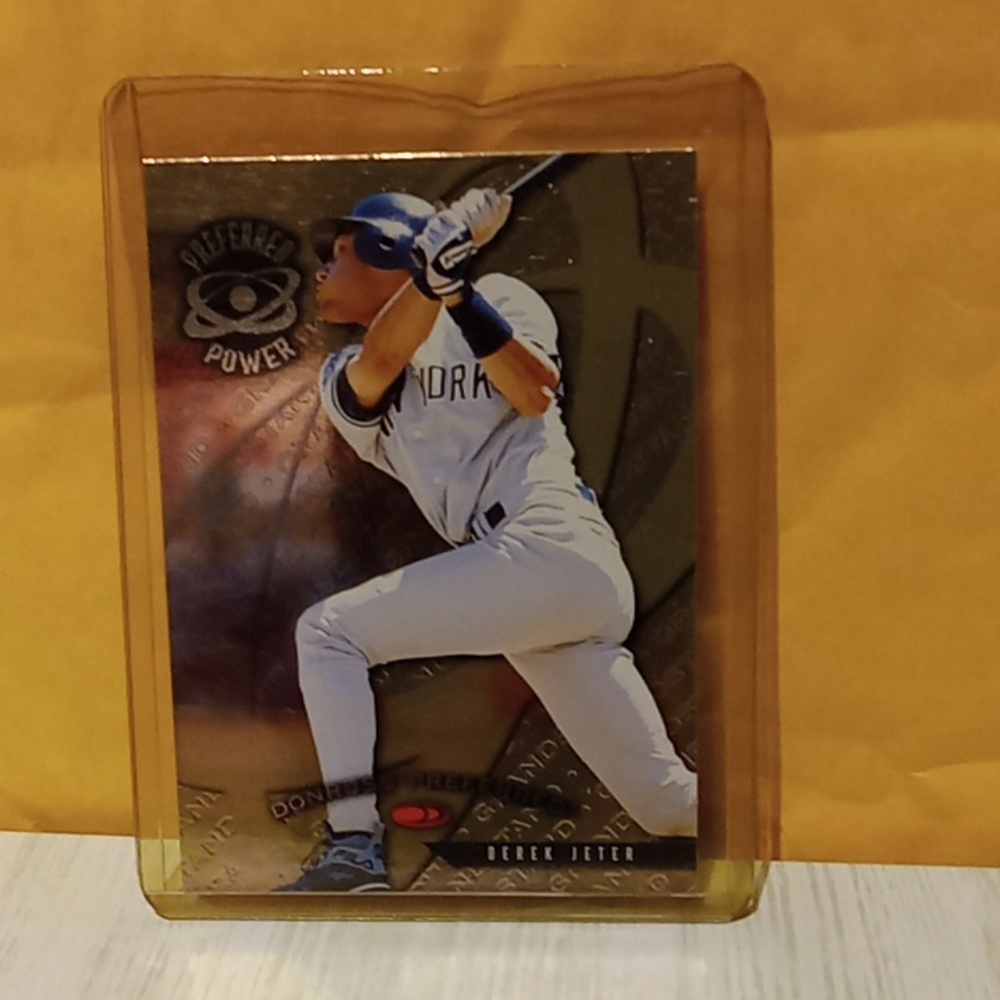 1998 Donruss Preferred Derek Jeter,  excellent condition